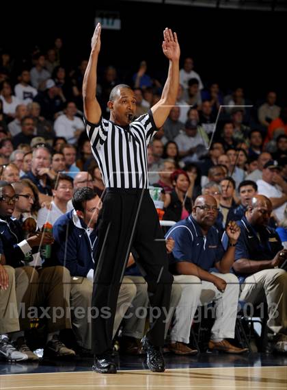 Thumbnail 2 in St. John Bosco vs. Chaminade (CIF SS D3A Final) photogallery.