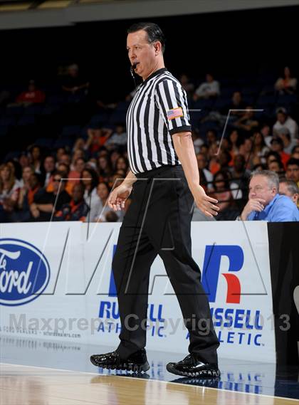 Thumbnail 1 in St. John Bosco vs. Chaminade (CIF SS D3A Final) photogallery.