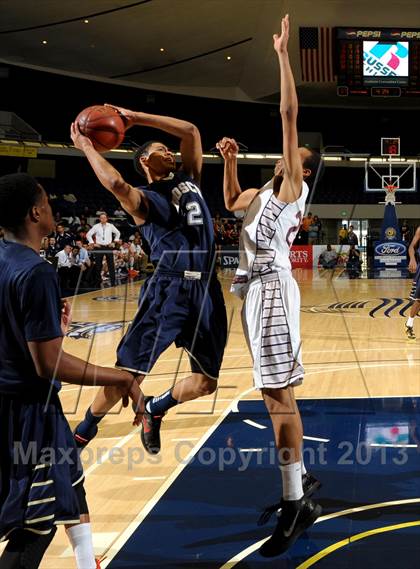 Thumbnail 1 in St. John Bosco vs. Chaminade (CIF SS D3A Final) photogallery.