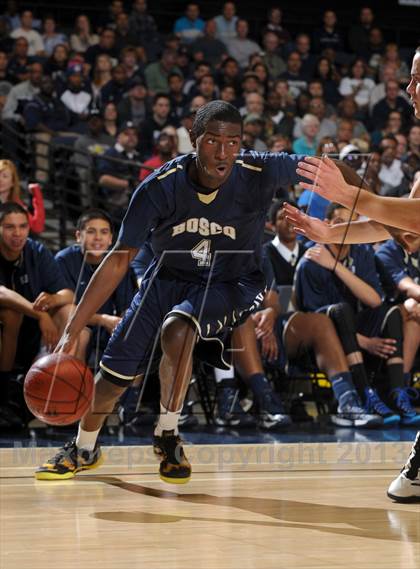 Thumbnail 2 in St. John Bosco vs. Chaminade (CIF SS D3A Final) photogallery.