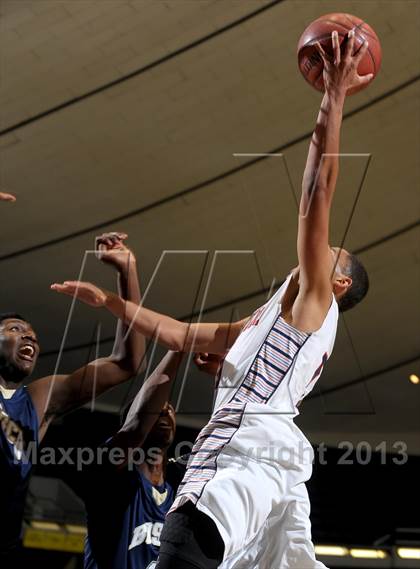 Thumbnail 2 in St. John Bosco vs. Chaminade (CIF SS D3A Final) photogallery.