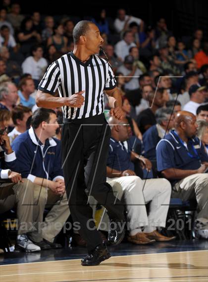 Thumbnail 2 in St. John Bosco vs. Chaminade (CIF SS D3A Final) photogallery.