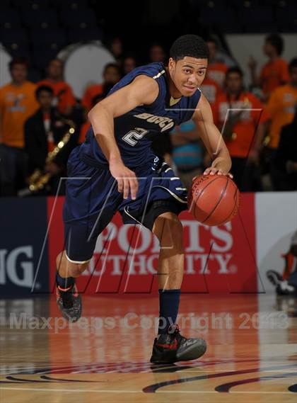 Thumbnail 3 in St. John Bosco vs. Chaminade (CIF SS D3A Final) photogallery.