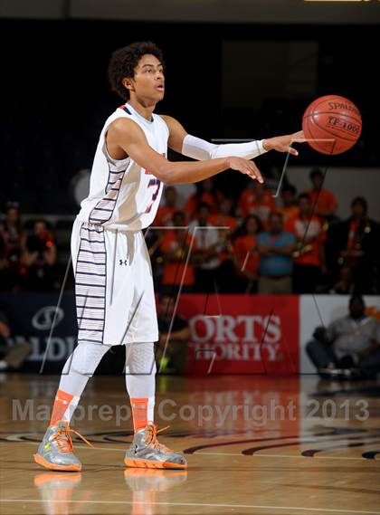 Thumbnail 1 in St. John Bosco vs. Chaminade (CIF SS D3A Final) photogallery.