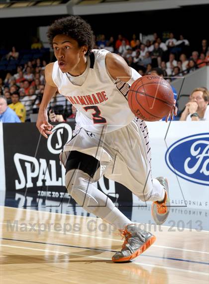 Thumbnail 3 in St. John Bosco vs. Chaminade (CIF SS D3A Final) photogallery.