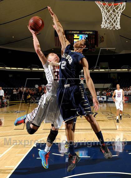 Thumbnail 2 in St. John Bosco vs. Chaminade (CIF SS D3A Final) photogallery.