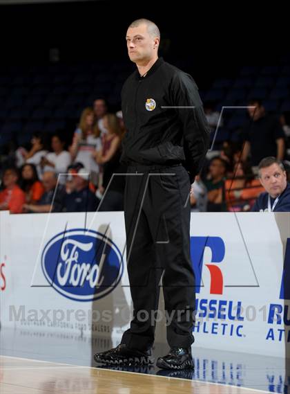 Thumbnail 1 in St. John Bosco vs. Chaminade (CIF SS D3A Final) photogallery.