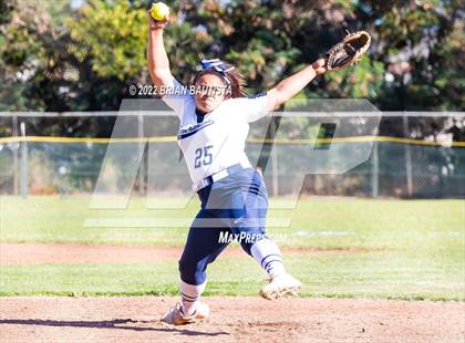 Thumbnail 1 in Maryknoll @ Kamehameha Kapalama photogallery.