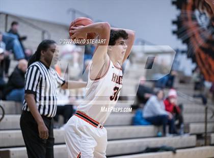 Thumbnail 3 in Hoover vs. Ashland photogallery.