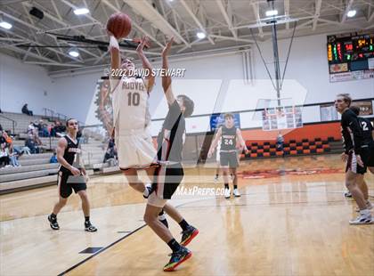 Thumbnail 3 in Hoover vs. Ashland photogallery.