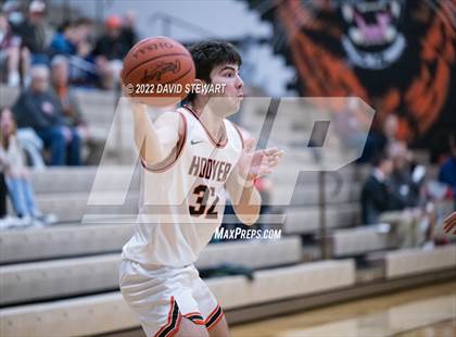 Thumbnail 2 in Hoover vs. Ashland photogallery.