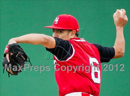 Thumbnail 3 in North Shore vs Alvin (Yellowjacket Tournament) photogallery.