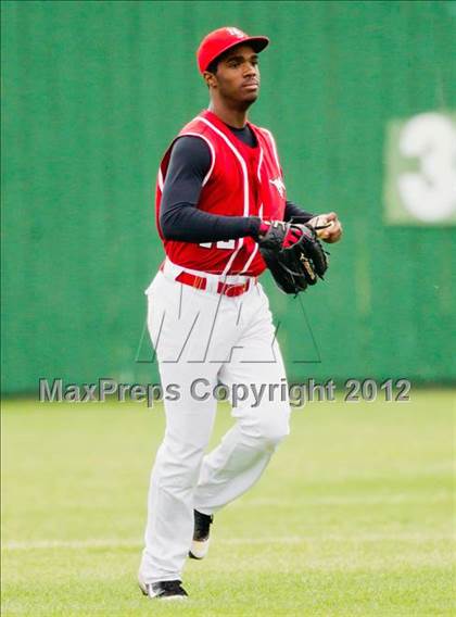 Thumbnail 3 in North Shore vs Alvin (Yellowjacket Tournament) photogallery.