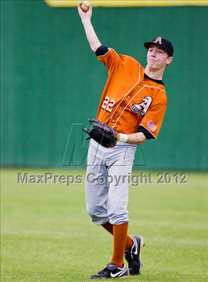 Thumbnail 3 in North Shore vs Alvin (Yellowjacket Tournament) photogallery.