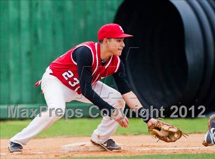 Thumbnail 2 in North Shore vs Alvin (Yellowjacket Tournament) photogallery.