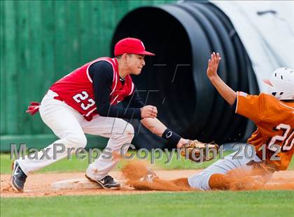 Thumbnail 3 in North Shore vs Alvin (Yellowjacket Tournament) photogallery.