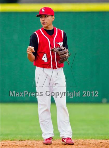 Thumbnail 1 in North Shore vs Alvin (Yellowjacket Tournament) photogallery.