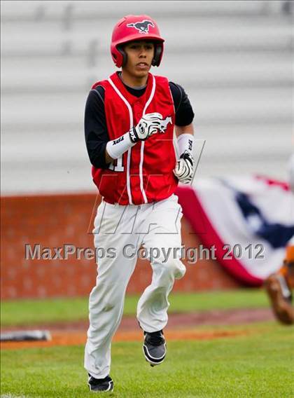 Thumbnail 1 in North Shore vs Alvin (Yellowjacket Tournament) photogallery.