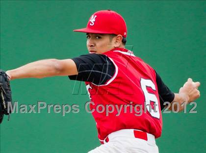 Thumbnail 2 in North Shore vs Alvin (Yellowjacket Tournament) photogallery.