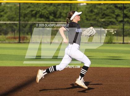 Thumbnail 2 in Gunter @ Winnsboro (UIL 3A Softball Bi-District Playoffs) photogallery.