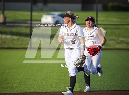 Thumbnail 2 in Gunter @ Winnsboro (UIL 3A Softball Bi-District Playoffs) photogallery.