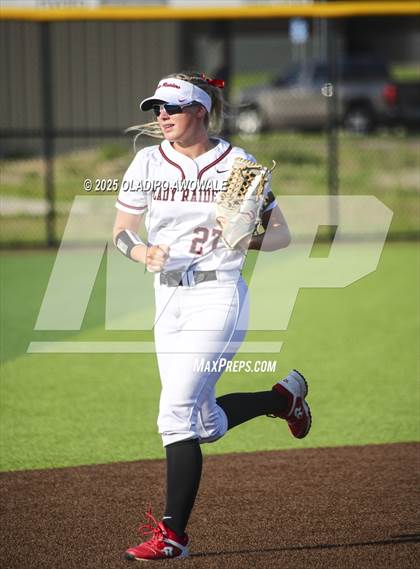 Thumbnail 2 in Gunter @ Winnsboro (UIL 3A Softball Bi-District Playoffs) photogallery.
