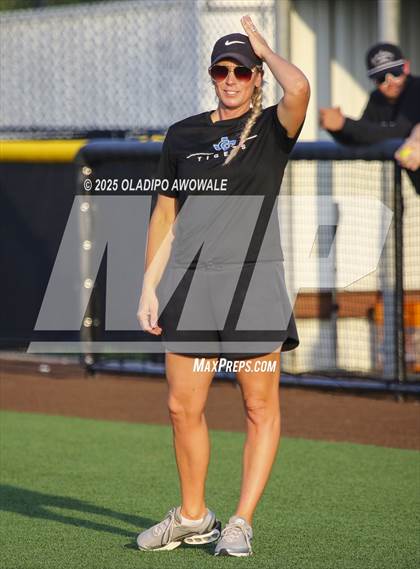 Thumbnail 3 in Gunter @ Winnsboro (UIL 3A Softball Bi-District Playoffs) photogallery.