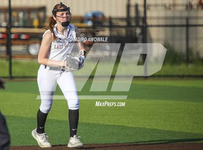 Thumbnail 1 in Gunter @ Winnsboro (UIL 3A Softball Bi-District Playoffs) photogallery.