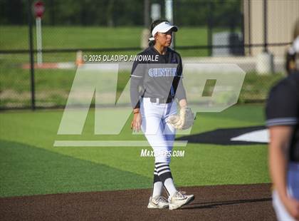 Thumbnail 3 in Gunter @ Winnsboro (UIL 3A Softball Bi-District Playoffs) photogallery.