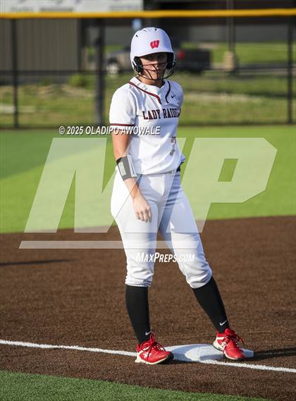Thumbnail 3 in Gunter @ Winnsboro (UIL 3A Softball Bi-District Playoffs) photogallery.