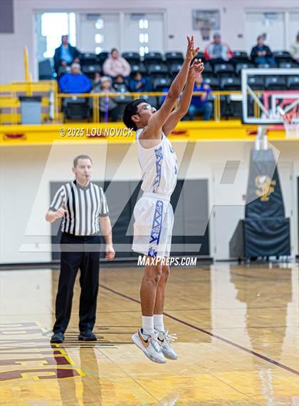 Thumbnail 3 in Santa Fe Prep @ Laguna Acoma (Braves Invite at Santa Fe Indian School) photogallery.