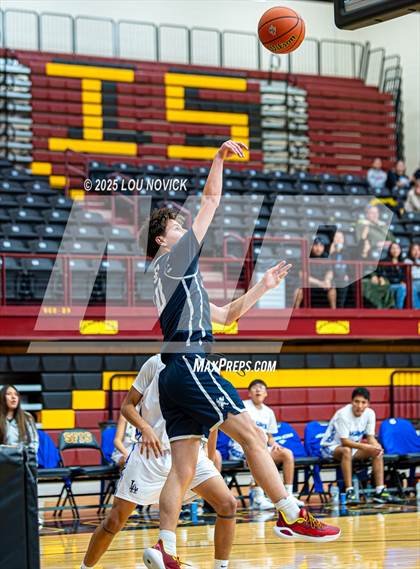 Thumbnail 3 in Santa Fe Prep @ Laguna Acoma (Braves Invite at Santa Fe Indian School) photogallery.