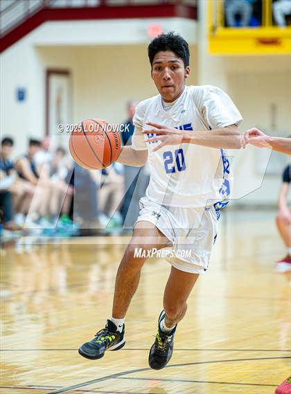 Thumbnail 3 in Santa Fe Prep @ Laguna Acoma (Braves Invite at Santa Fe Indian School) photogallery.