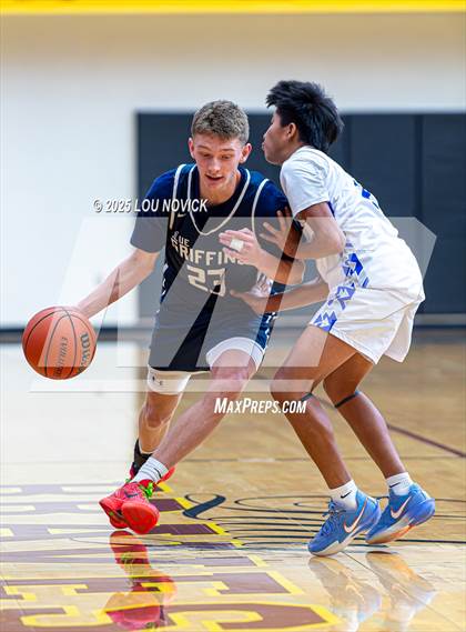 Thumbnail 2 in Santa Fe Prep @ Laguna Acoma (Braves Invite at Santa Fe Indian School) photogallery.