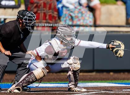 Thumbnail 3 in Holy Family vs Palisade (CHSAA 4A Round 1) photogallery.
