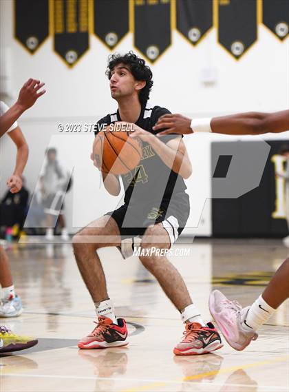 Thumbnail 1 in Sage Creek vs Mission Bay (Buccaneers Thanksgiving Classic) photogallery.