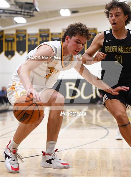 Thumbnail 2 in Sage Creek vs Mission Bay (Buccaneers Thanksgiving Classic) photogallery.