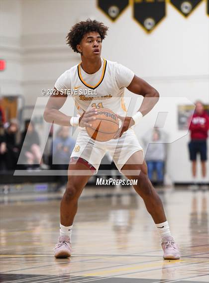 Thumbnail 3 in Sage Creek vs Mission Bay (Buccaneers Thanksgiving Classic) photogallery.
