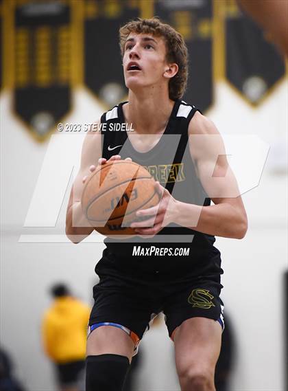 Thumbnail 2 in Sage Creek vs Mission Bay (Buccaneers Thanksgiving Classic) photogallery.