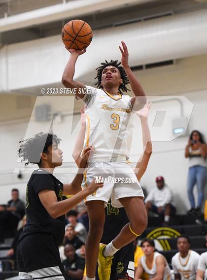 Thumbnail 2 in Sage Creek vs Mission Bay (Buccaneers Thanksgiving Classic) photogallery.