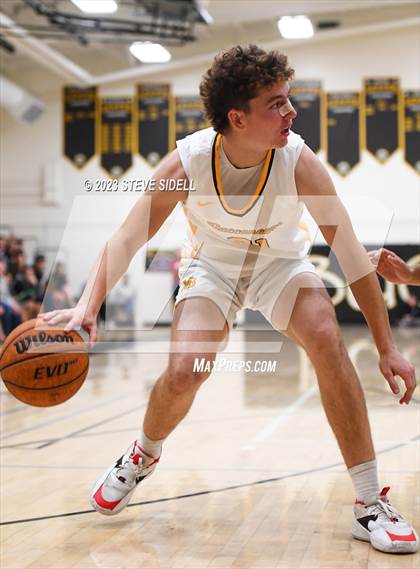 Thumbnail 3 in Sage Creek vs Mission Bay (Buccaneers Thanksgiving Classic) photogallery.