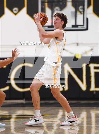 Thumbnail 2 in Sage Creek vs Mission Bay (Buccaneers Thanksgiving Classic) photogallery.