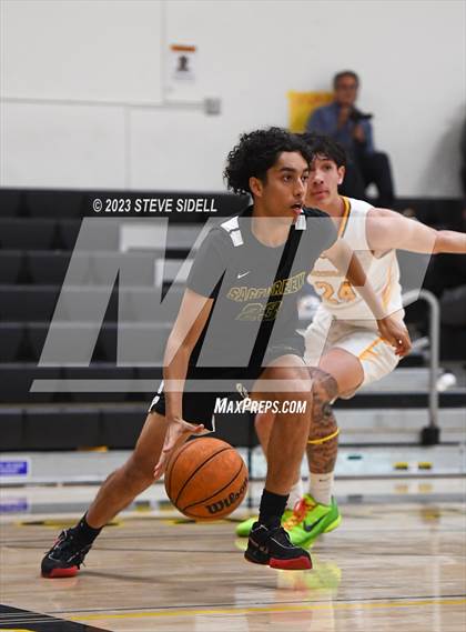 Thumbnail 3 in Sage Creek vs Mission Bay (Buccaneers Thanksgiving Classic) photogallery.