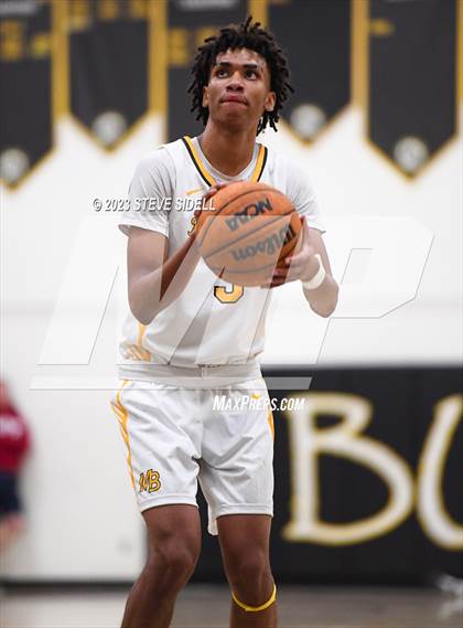 Thumbnail 3 in Sage Creek vs Mission Bay (Buccaneers Thanksgiving Classic) photogallery.