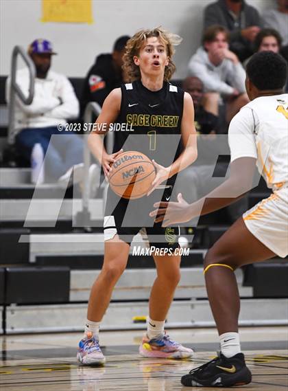 Thumbnail 3 in Sage Creek vs Mission Bay (Buccaneers Thanksgiving Classic) photogallery.