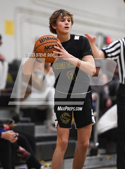 Thumbnail 1 in Sage Creek vs Mission Bay (Buccaneers Thanksgiving Classic) photogallery.