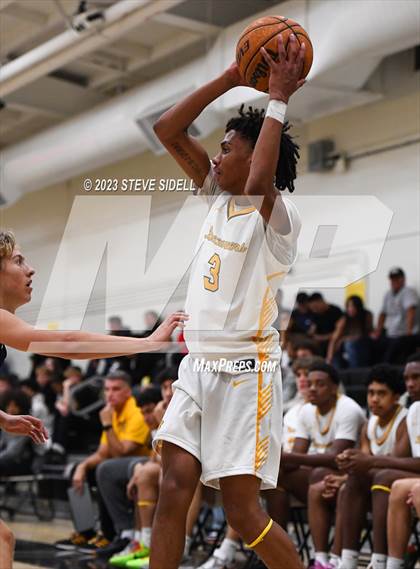 Thumbnail 2 in Sage Creek vs Mission Bay (Buccaneers Thanksgiving Classic) photogallery.