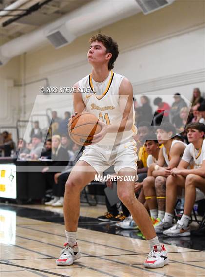 Thumbnail 3 in Sage Creek vs Mission Bay (Buccaneers Thanksgiving Classic) photogallery.
