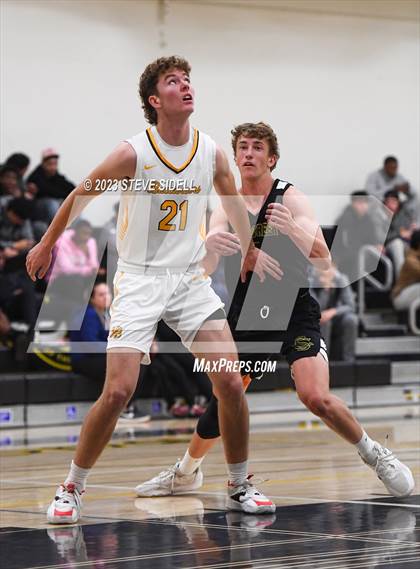 Thumbnail 3 in Sage Creek vs Mission Bay (Buccaneers Thanksgiving Classic) photogallery.