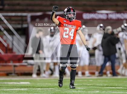 Thumbnail 2 in Edmond Memorial @ Mustang photogallery.